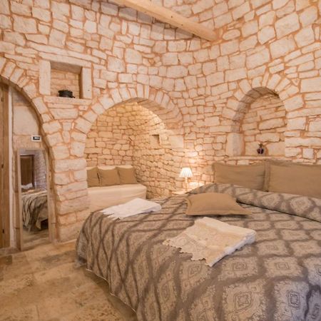 Bed and Breakfast Trulli Antichi Mestieri - Widespread Trulli In The Historic Center Альберобелло Экстерьер фото