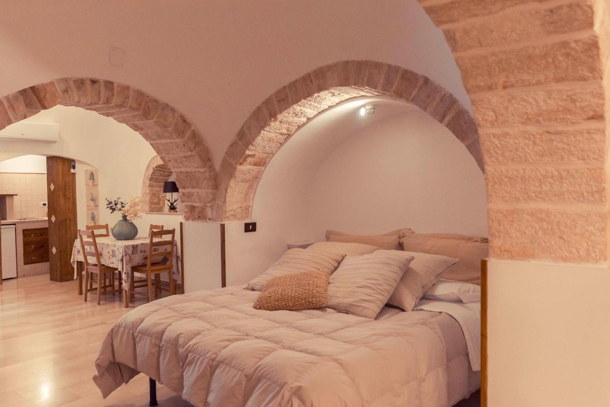 Bed and Breakfast Trulli Antichi Mestieri - Widespread Trulli In The Historic Center Альберобелло Экстерьер фото