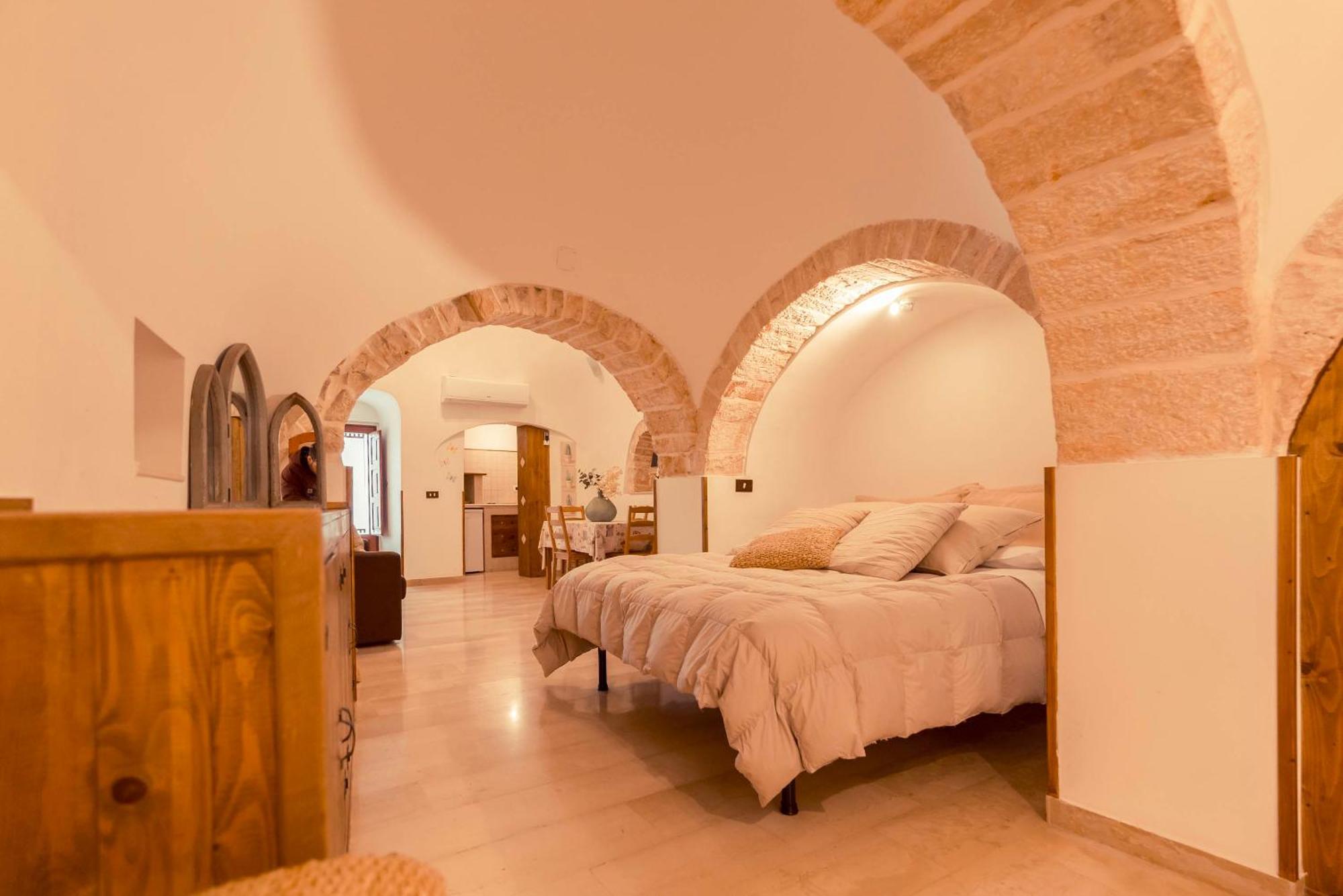 Bed and Breakfast Trulli Antichi Mestieri - Widespread Trulli In The Historic Center Альберобелло Экстерьер фото